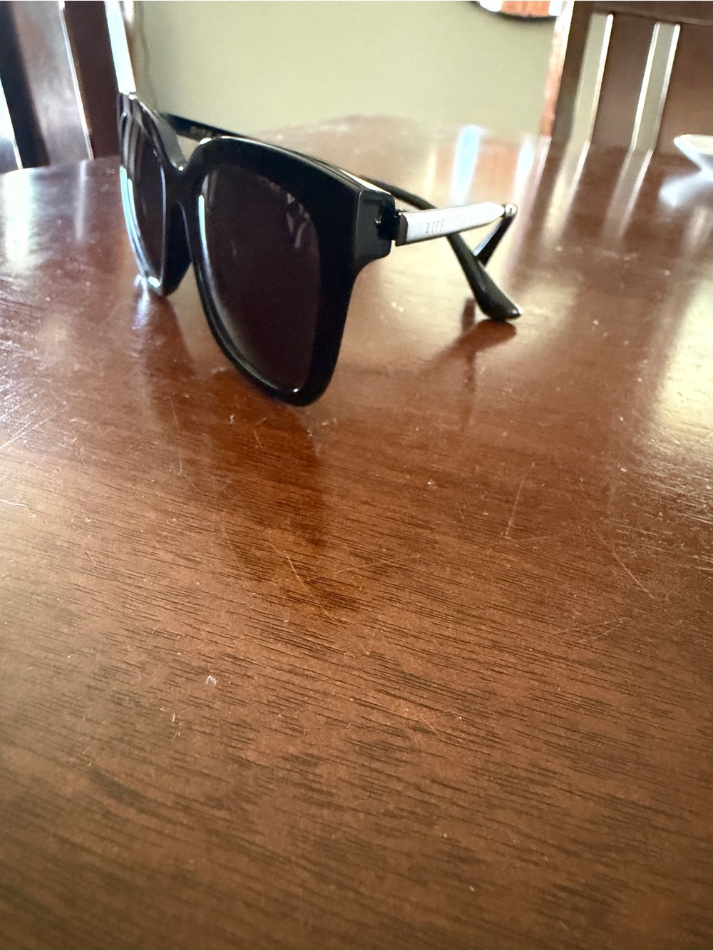 Diff Eyewear Black Oversized Women's Sunglasses - Picture 2 of 4